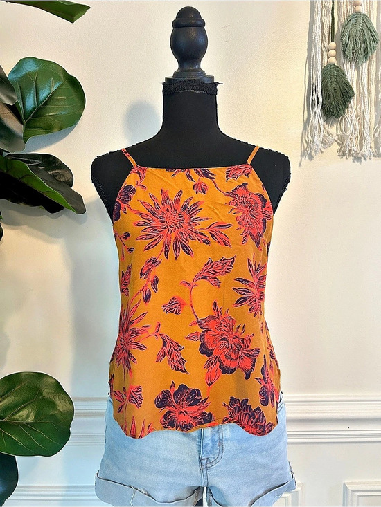 Ecote Tops - ecote Floral Camisole